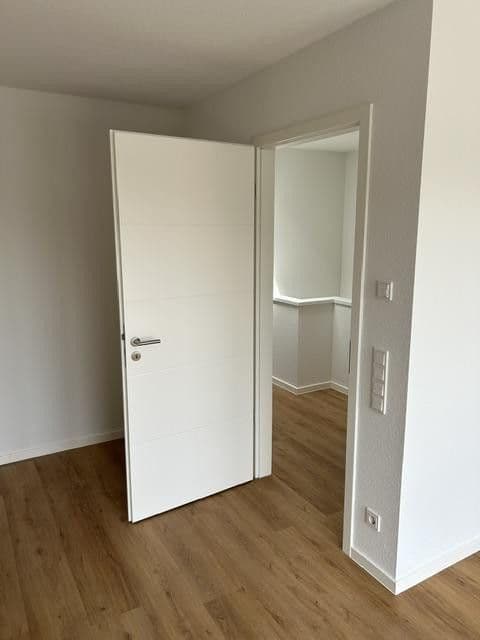 Pronájem domu 189 m², pozemek 199 m², Rheydter Straße 176 a, Korschenbroich, Severní Porýní-Vestfálsko Pronájem domu 189 m², pozemek 199 m², Rheydter Straße 176 a, Korschenbroich, Severní Porýní-Vestfálsko