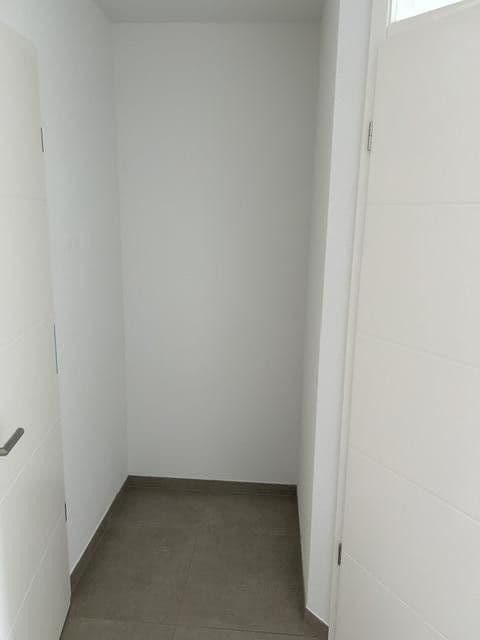 Pronájem domu 189 m², pozemek 199 m², Rheydter Straße 176 a, Korschenbroich, Severní Porýní-Vestfálsko Pronájem domu 189 m², pozemek 199 m², Rheydter Straße 176 a, Korschenbroich, Severní Porýní-Vestfálsko