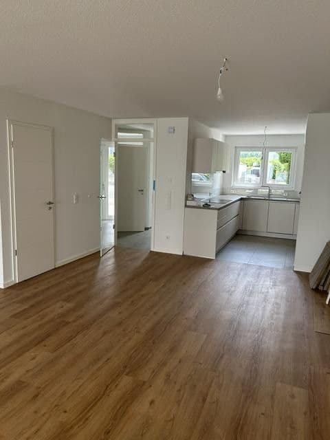 Pronájem domu 189 m², pozemek 199 m², Rheydter Straße 176 a, Korschenbroich, Severní Porýní-Vestfálsko Pronájem domu 189 m², pozemek 199 m², Rheydter Straße 176 a, Korschenbroich, Severní Porýní-Vestfálsko