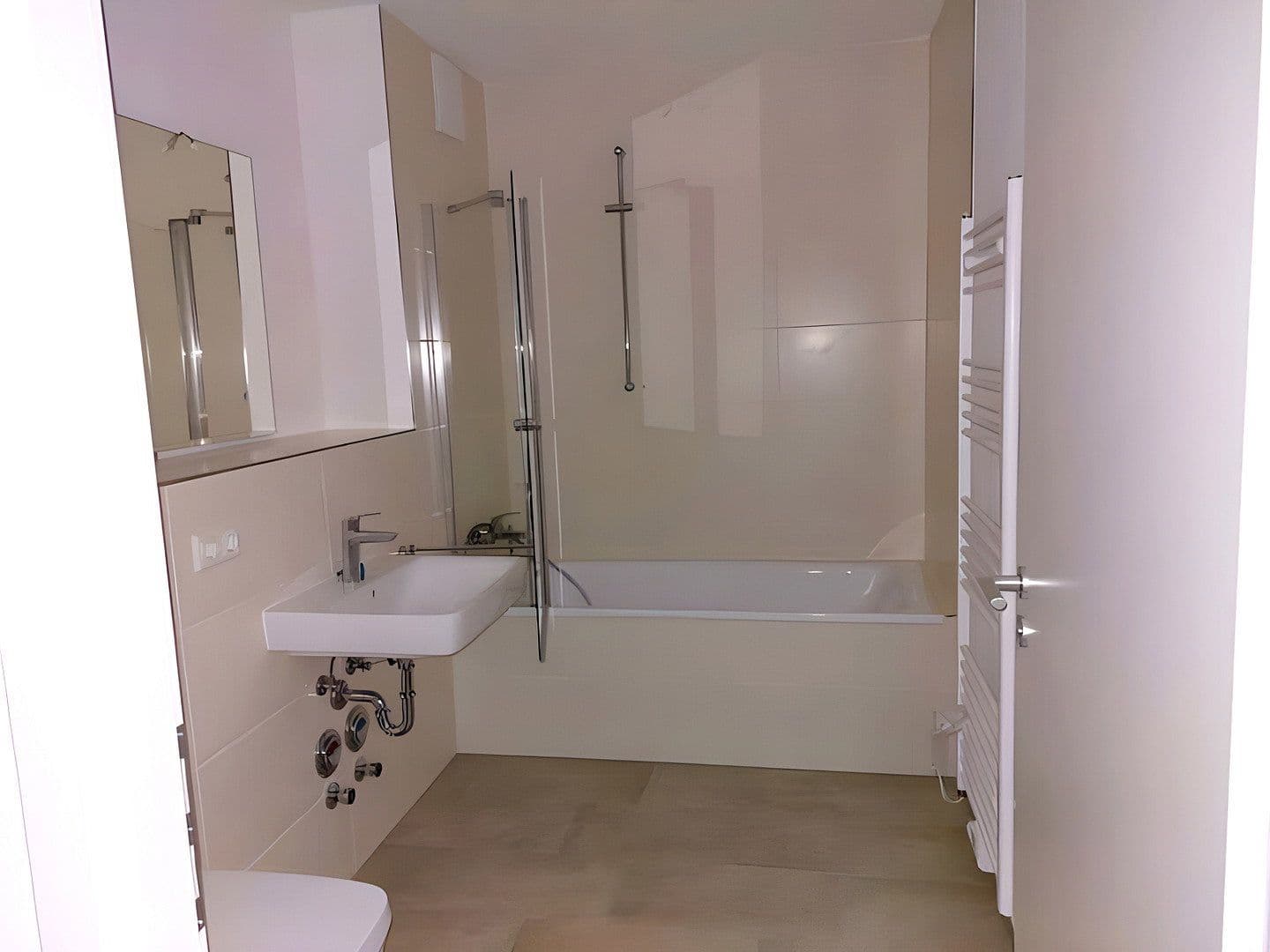 Prodej bytu 2+1 57 m², Luruper Hauptstraße 77a, Hamburg, Hamburg Prodej bytu 2+1 57 m², Luruper Hauptstraße 77a, Hamburg, Hamburg