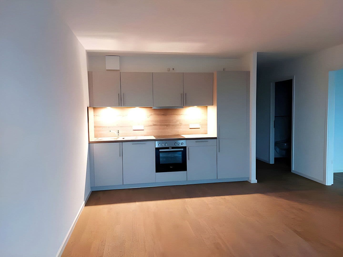 Prodej bytu 2+1 57 m², Luruper Hauptstraße 77a, Hamburg, Hamburg Prodej bytu 2+1 57 m², Luruper Hauptstraße 77a, Hamburg, Hamburg