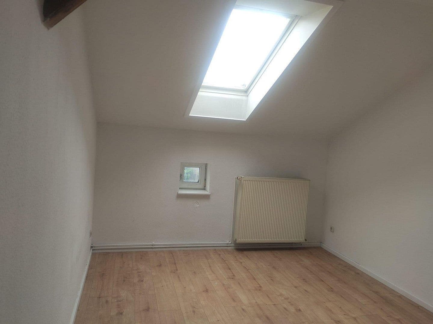 Pronájem bytu 2+1 64 m², Bergstraße 21, Fürstenwalde nad Sprévou, Braniborsko Pronájem bytu 2+1 64 m², Bergstraße 21, Fürstenwalde nad Sprévou, Braniborsko