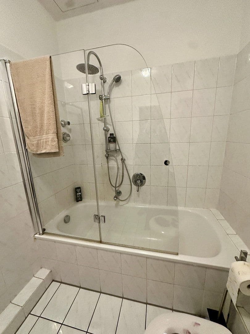 Prodej bytu 1+1 40 m², Danziger Str. 41, Obertshausen, Hessen Prodej bytu 1+1 40 m², Danziger Str. 41, Obertshausen, Hessen