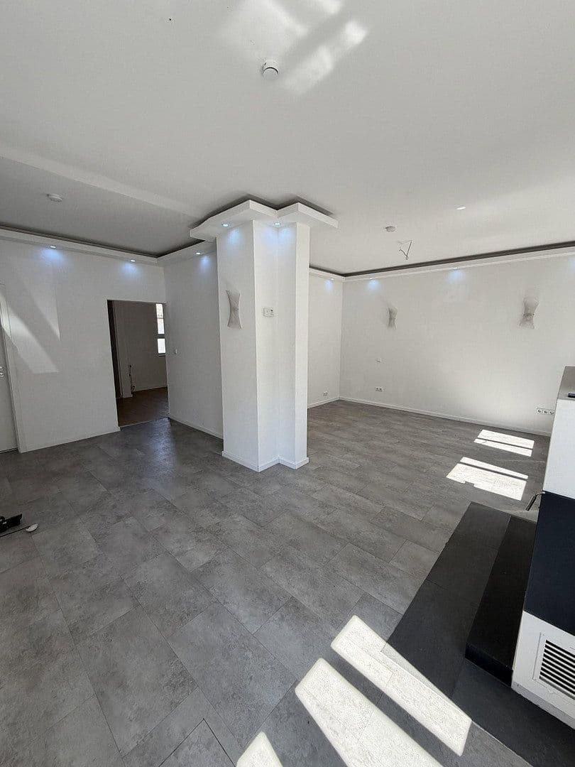 Pronájem domu 165 m², pozemek 225 m², Wielandstr. 4a, Worms, Porýní-Falc Pronájem domu 165 m², pozemek 225 m², Wielandstr. 4a, Worms, Porýní-Falc