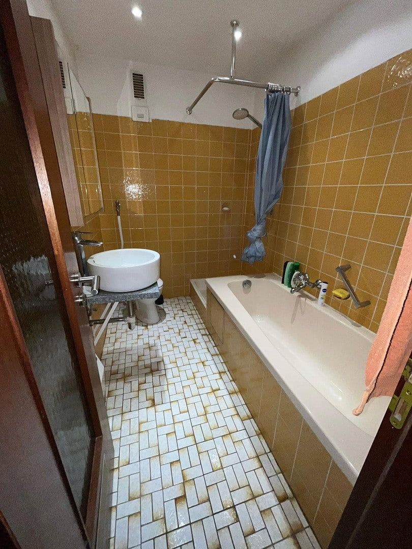 Pronájem bytu 3+1 59 m², Großbottwar, Bádensko-Württembersko Pronájem bytu 3+1 59 m², Großbottwar, Bádensko-Württembersko