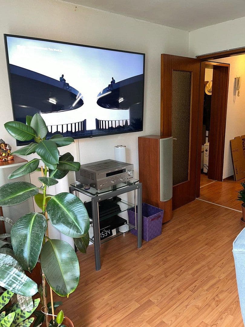 Pronájem bytu 3+1 59 m², Großbottwar, Bádensko-Württembersko Pronájem bytu 3+1 59 m², Großbottwar, Bádensko-Württembersko