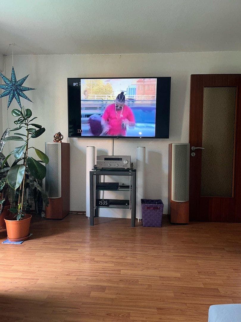 Pronájem bytu 3+1 59 m², Großbottwar, Bádensko-Württembersko Pronájem bytu 3+1 59 m², Großbottwar, Bádensko-Württembersko