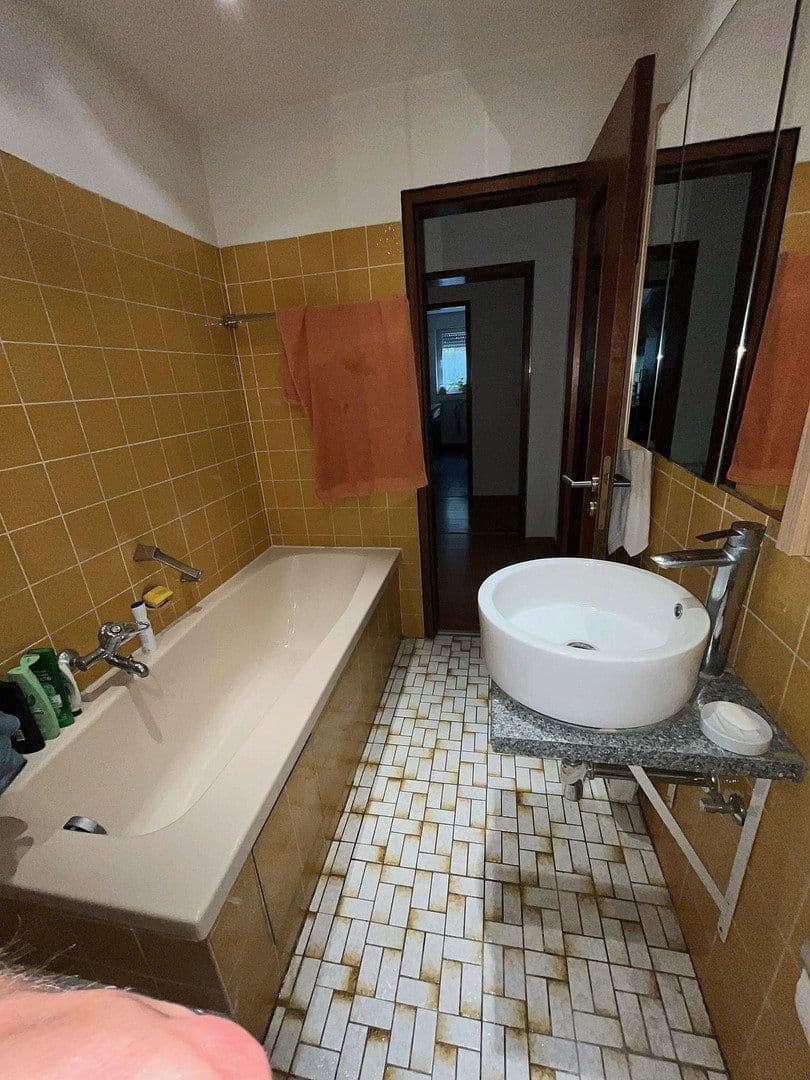 Pronájem bytu 3+1 59 m², Großbottwar, Bádensko-Württembersko Pronájem bytu 3+1 59 m², Großbottwar, Bádensko-Württembersko
