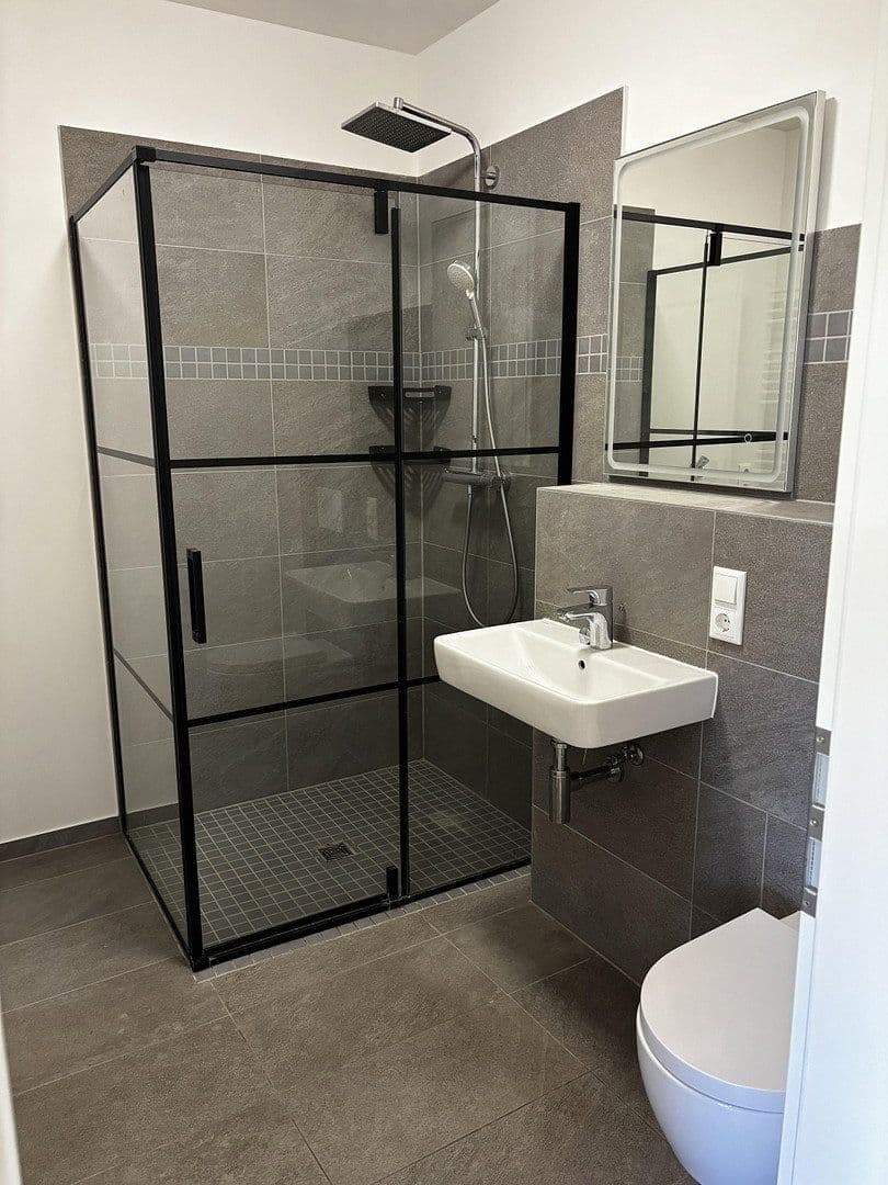 Pronájem bytu 2+1 33 m², Kaiserstraße 4a, Rüdesheim am Rhein, Hessen Pronájem bytu 2+1 33 m², Kaiserstraße 4a, Rüdesheim am Rhein, Hessen
