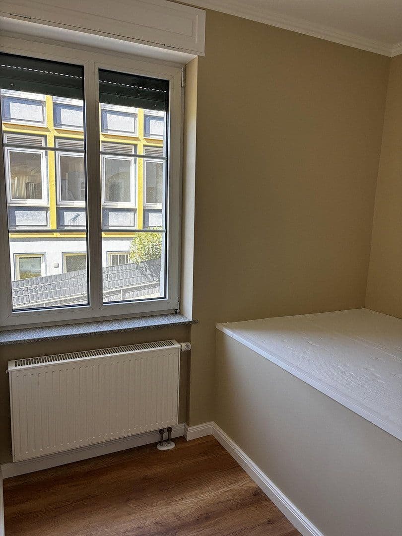 Pronájem bytu 2+1 33 m², Kaiserstraße 4a, Rüdesheim am Rhein, Hessen Pronájem bytu 2+1 33 m², Kaiserstraße 4a, Rüdesheim am Rhein, Hessen