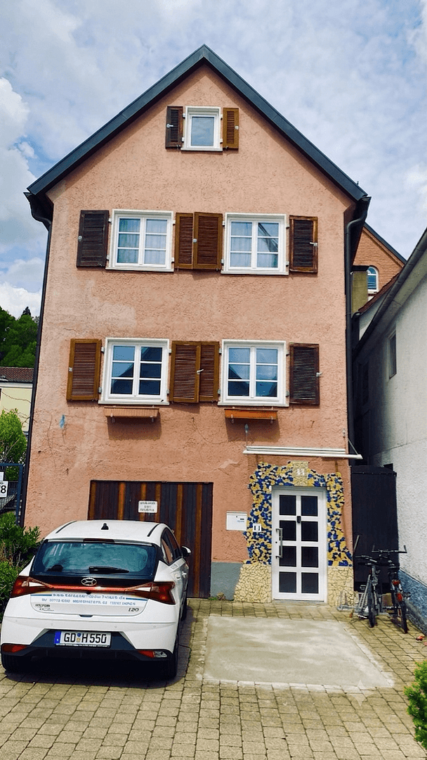 Prodej domu 137 m², pozemek 118 m², Schwäbisch Gmünd, Bádensko-Württembersko Prodej domu 137 m², pozemek 118 m², Schwäbisch Gmünd, Bádensko-Württembersko