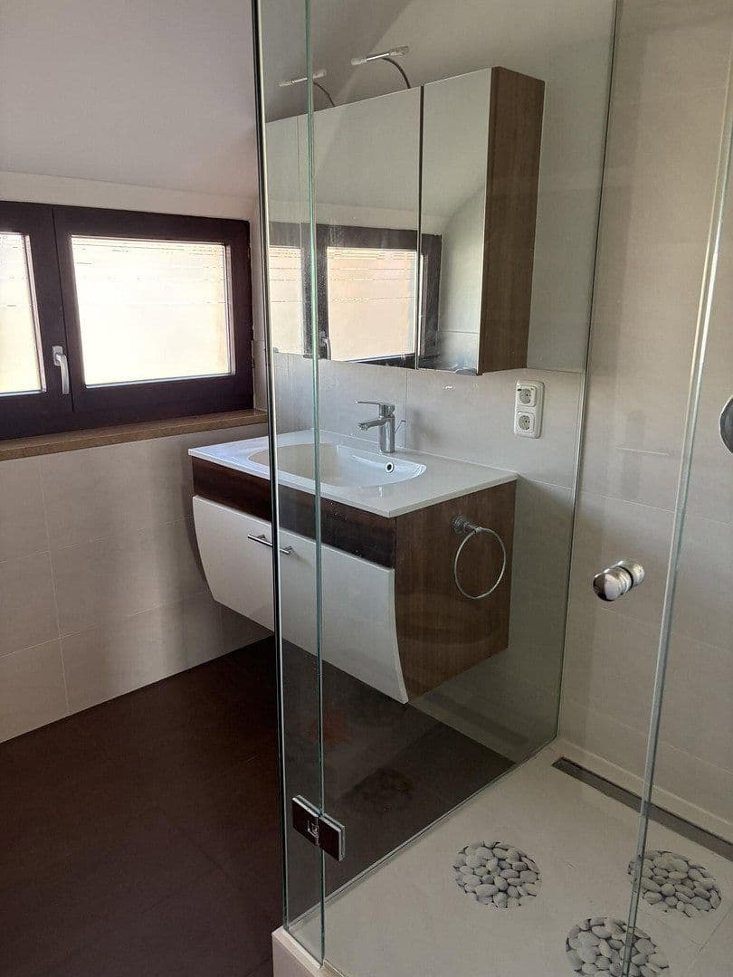 Pronájem bytu 3+kk 138 m², Blumenstraße 34, Karlsfeld, Bavorsko Pronájem bytu 3+kk 138 m², Blumenstraße 34, Karlsfeld, Bavorsko
