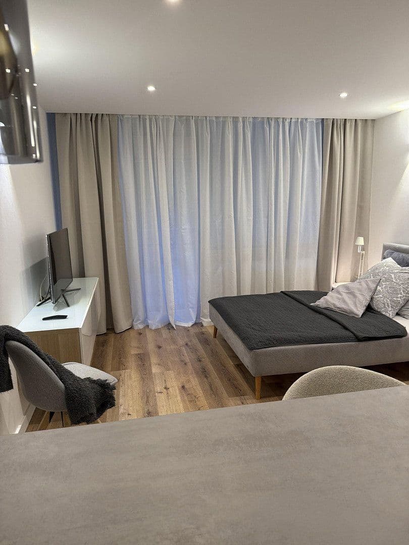 Pronájem bytu 1+1 35 m², Mittlelerer Hasenpfad, Frankfurt am Main, Hessen Pronájem bytu 1+1 35 m², Mittlelerer Hasenpfad, Frankfurt am Main, Hessen