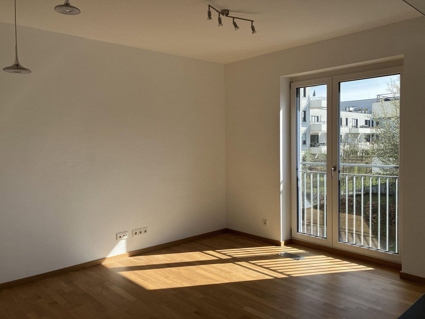 Prodej bytu 3+1 72 m², Georg-Aichinger-Straße 8, Regensburg, Bavorsko Prodej bytu 3+1 72 m², Georg-Aichinger-Straße 8, Regensburg, Bavorsko