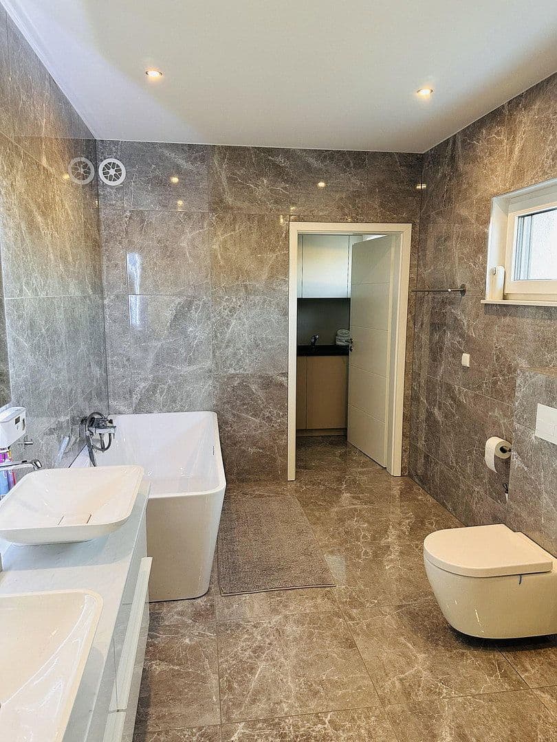 Prodej domu 171 m², pozemek 707 m², Ilsede, Dolní Sasko Prodej domu 171 m², pozemek 707 m², Ilsede, Dolní Sasko