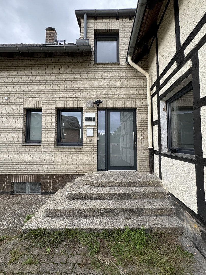 Prodej domu 485 m², pozemek 946 m², Springe, Dolní Sasko Prodej domu 485 m², pozemek 946 m², Springe, Dolní Sasko