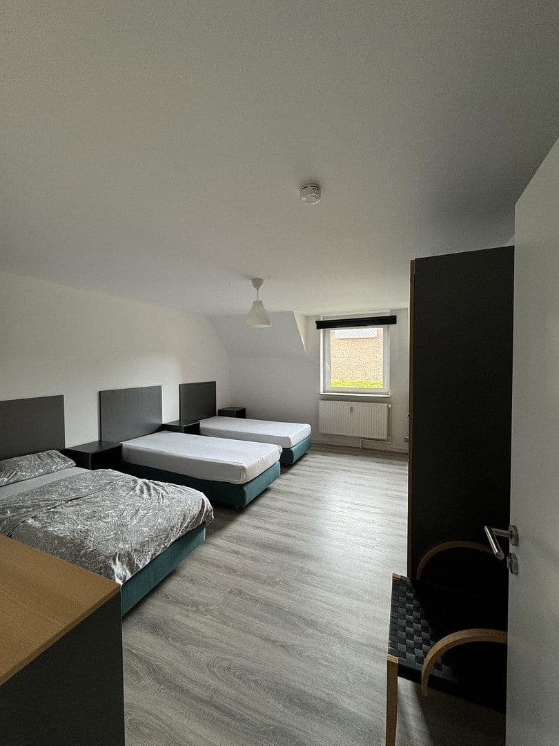 Prodej domu 485 m², pozemek 946 m², Springe, Dolní Sasko Prodej domu 485 m², pozemek 946 m², Springe, Dolní Sasko
