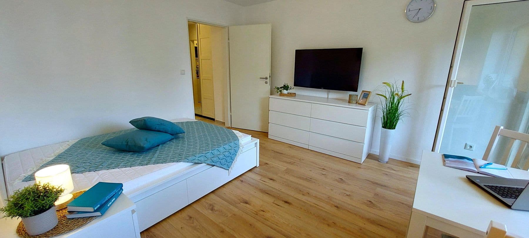 Pronájem bytu 1+1 30 m², Deschinger Straße, Ingolstadt, Bavorsko Pronájem bytu 1+1 30 m², Deschinger Straße, Ingolstadt, Bavorsko