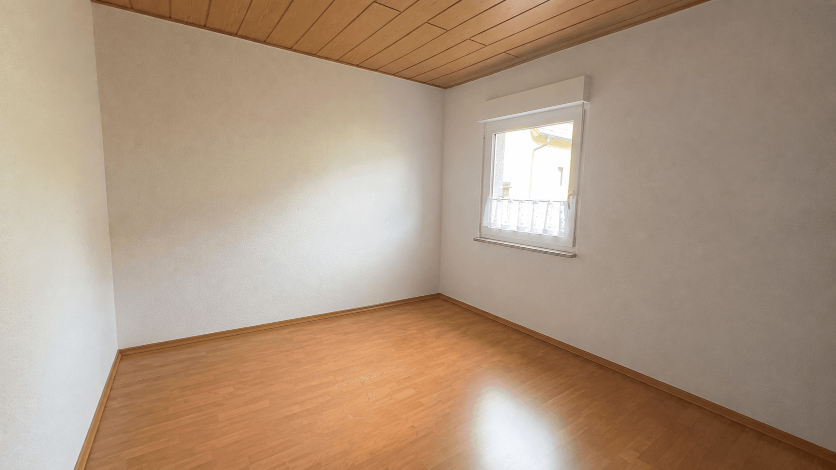 Prodej domu 125 m², pozemek 1.085 m², Karl-Keßler-Str. 160, Aalen, Bádensko-Württembersko Prodej domu 125 m², pozemek 1.085 m², Karl-Keßler-Str. 160, Aalen, Bádensko-Württembersko