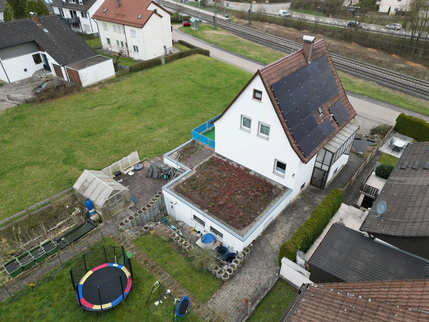 Prodej domu 125 m², pozemek 1.085 m², Karl-Keßler-Str. 160, Aalen, Bádensko-Württembersko Prodej domu 125 m², pozemek 1.085 m², Karl-Keßler-Str. 160, Aalen, Bádensko-Württembersko