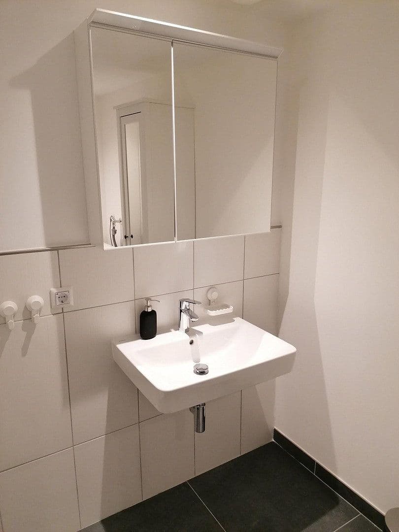 Pronájem bytu 149 m², Schöffenweg, Leverkusen, Severní Porýní-Vestfálsko Pronájem bytu 149 m², Schöffenweg, Leverkusen, Severní Porýní-Vestfálsko