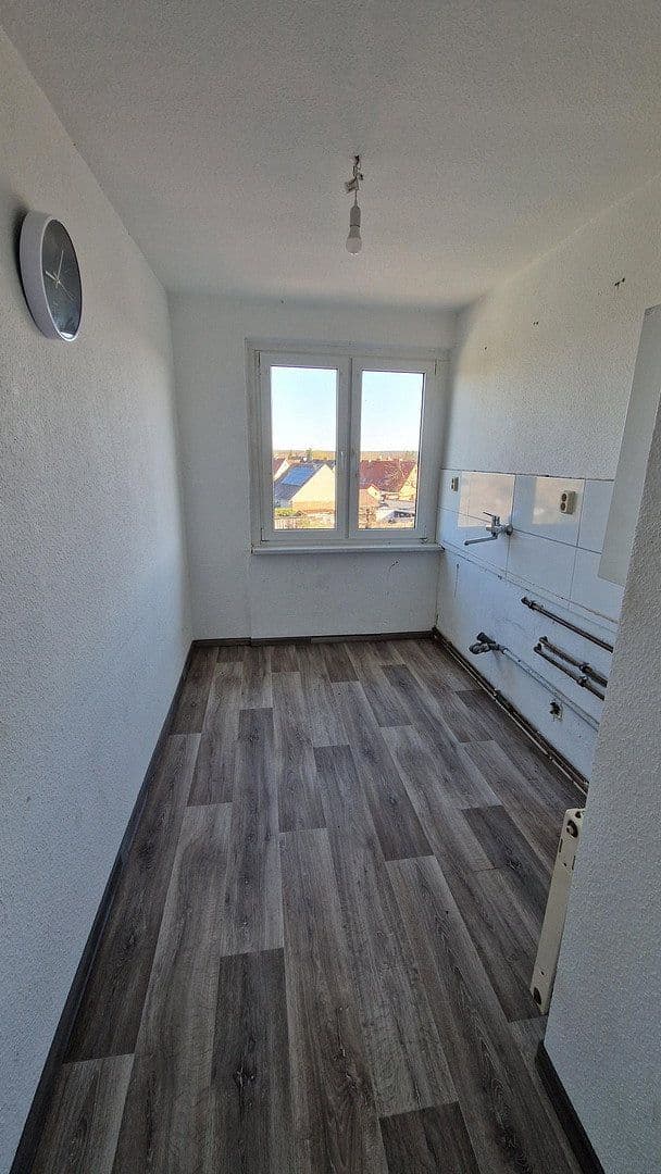 Pronájem bytu 4+1 70 m², Wernstedter Str. 6, Kalbe (Milde), Sasko-Anhaltsko Pronájem bytu 4+1 70 m², Wernstedter Str. 6, Kalbe (Milde), Sasko-Anhaltsko