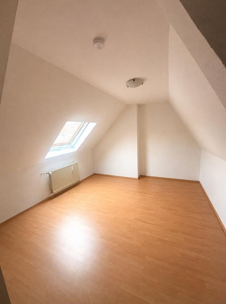 Pronájem bytu 5+1 135 m², Saarbrücken, Země Sársko Pronájem bytu 5+1 135 m², Saarbrücken, Země Sársko