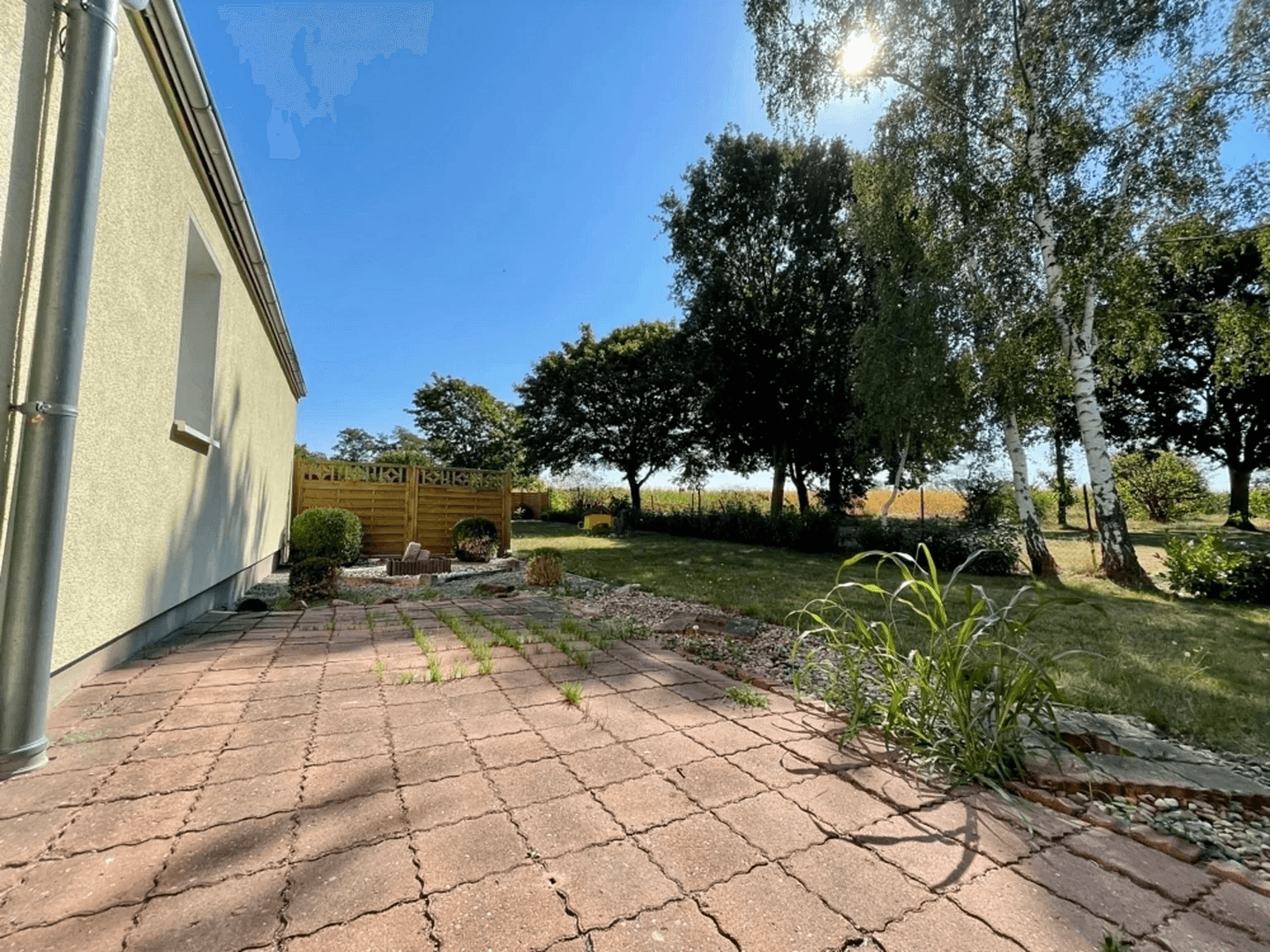 Prodej domu 188 m², pozemek 1.546 m², Wunstorf, Dolní Sasko Prodej domu 188 m², pozemek 1.546 m², Wunstorf, Dolní Sasko