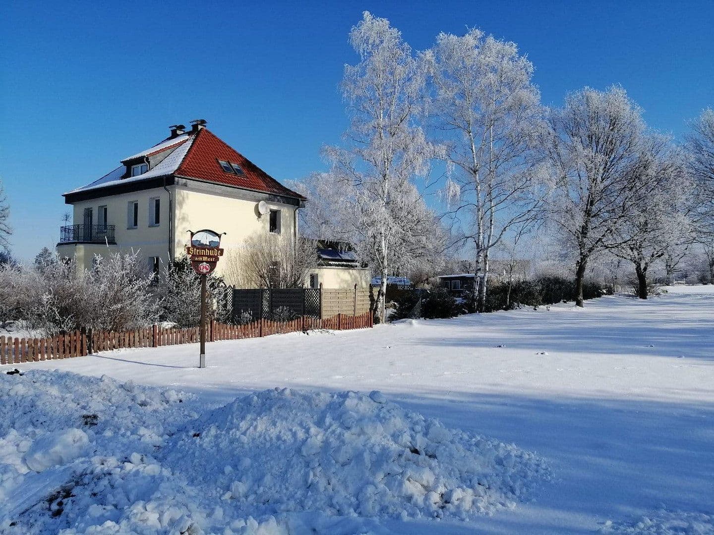 Prodej domu 188 m², pozemek 1.546 m², Wunstorf, Dolní Sasko Prodej domu 188 m², pozemek 1.546 m², Wunstorf, Dolní Sasko