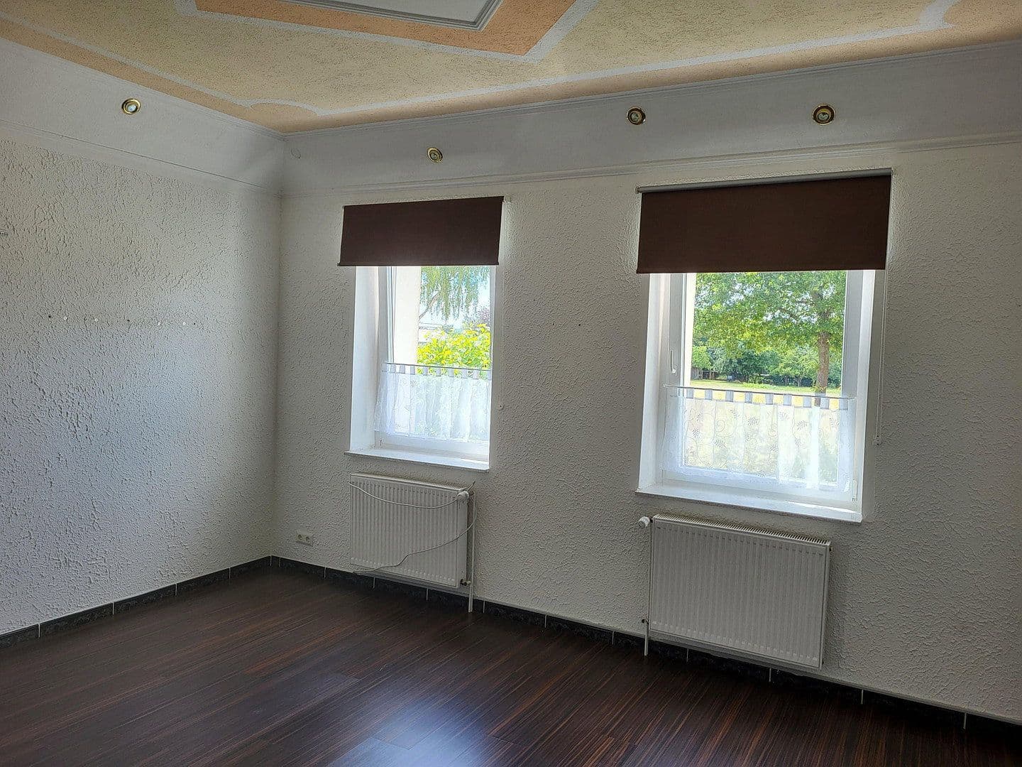 Prodej domu 188 m², pozemek 1.546 m², Wunstorf, Dolní Sasko Prodej domu 188 m², pozemek 1.546 m², Wunstorf, Dolní Sasko