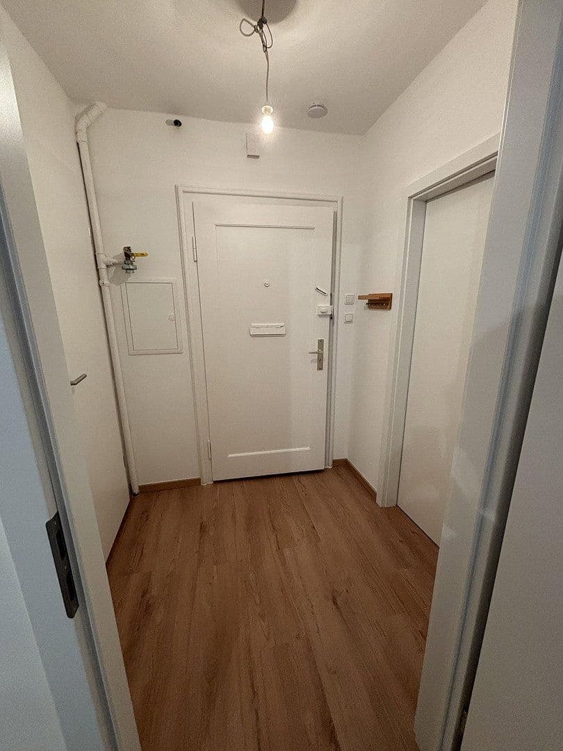 Pronájem bytu 1+kk 35 m², Baaderstraße 48, München, Bavorsko Pronájem bytu 1+kk 35 m², Baaderstraße 48, München, Bavorsko
