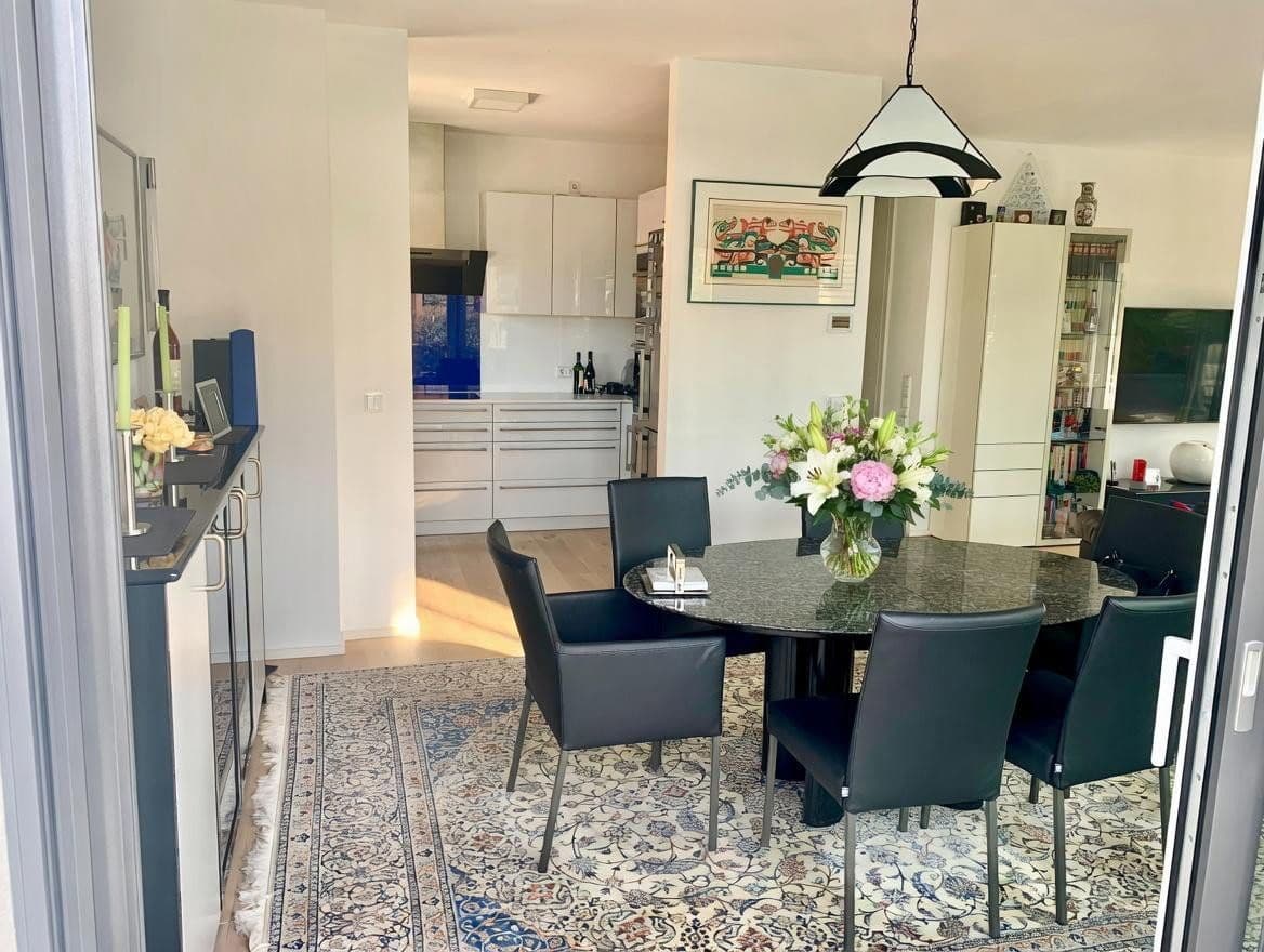 Prodej bytu 3+kk 137 m², Wiesbaden, Hessen Prodej bytu 3+kk 137 m², Wiesbaden, Hessen