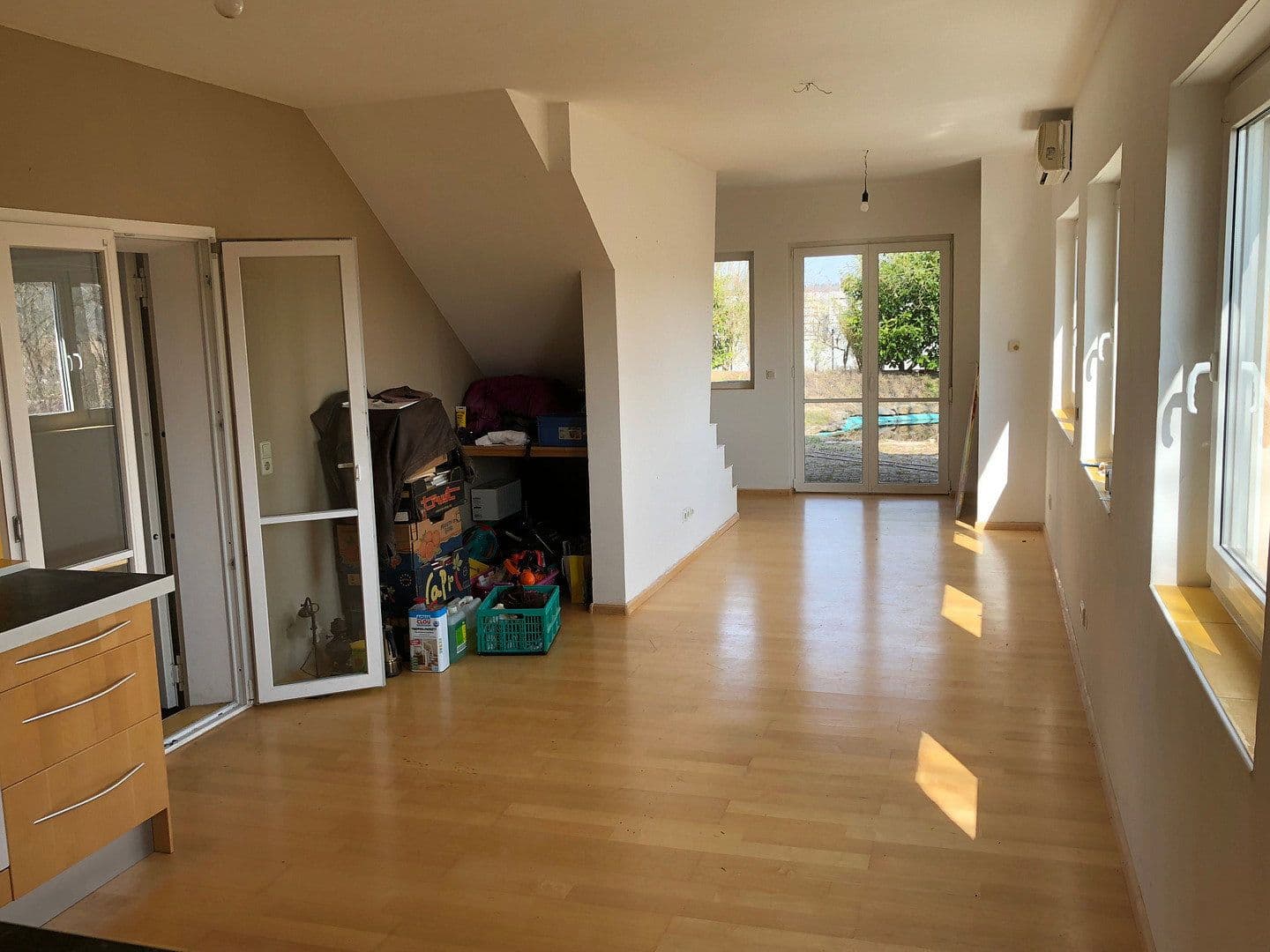 Pronájem nebytového prostoru 1.000 m², Breisach am Rhein, Bádensko-Württembersko Pronájem nebytového prostoru 1.000 m², Breisach am Rhein, Bádensko-Württembersko