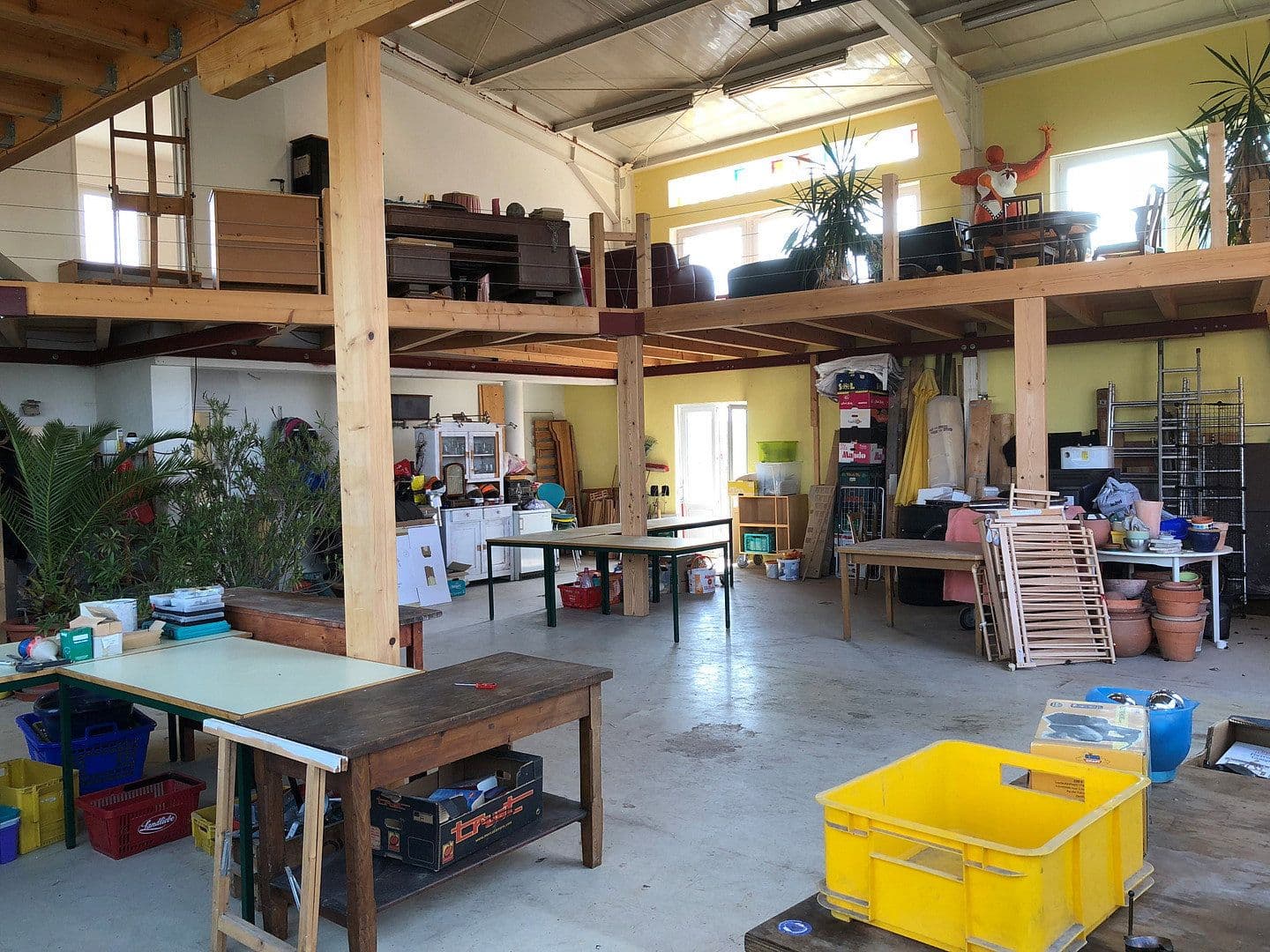 Pronájem nebytového prostoru 1.000 m², Breisach am Rhein, Bádensko-Württembersko Pronájem nebytového prostoru 1.000 m², Breisach am Rhein, Bádensko-Württembersko