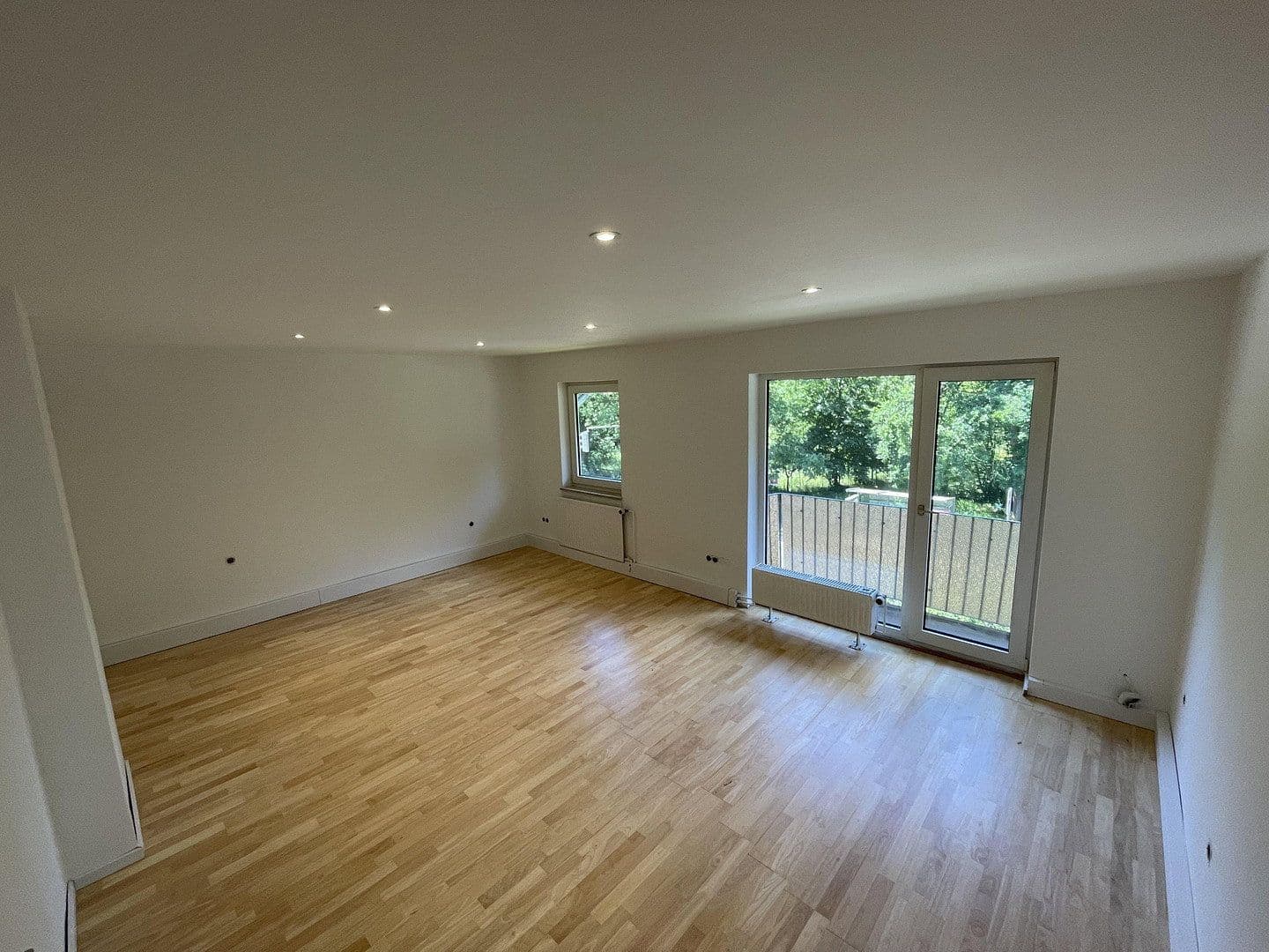 Pronájem bytu 2+1 51 m², Bienroder Weg 57, Braunschweig, Dolní Sasko Pronájem bytu 2+1 51 m², Bienroder Weg 57, Braunschweig, Dolní Sasko