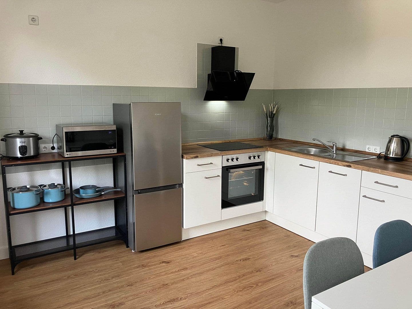 Pronájem bytu 1+1 18 m², Schwarzackerstr. 9, Leipzig, Sasko Pronájem bytu 1+1 18 m², Schwarzackerstr. 9, Leipzig, Sasko