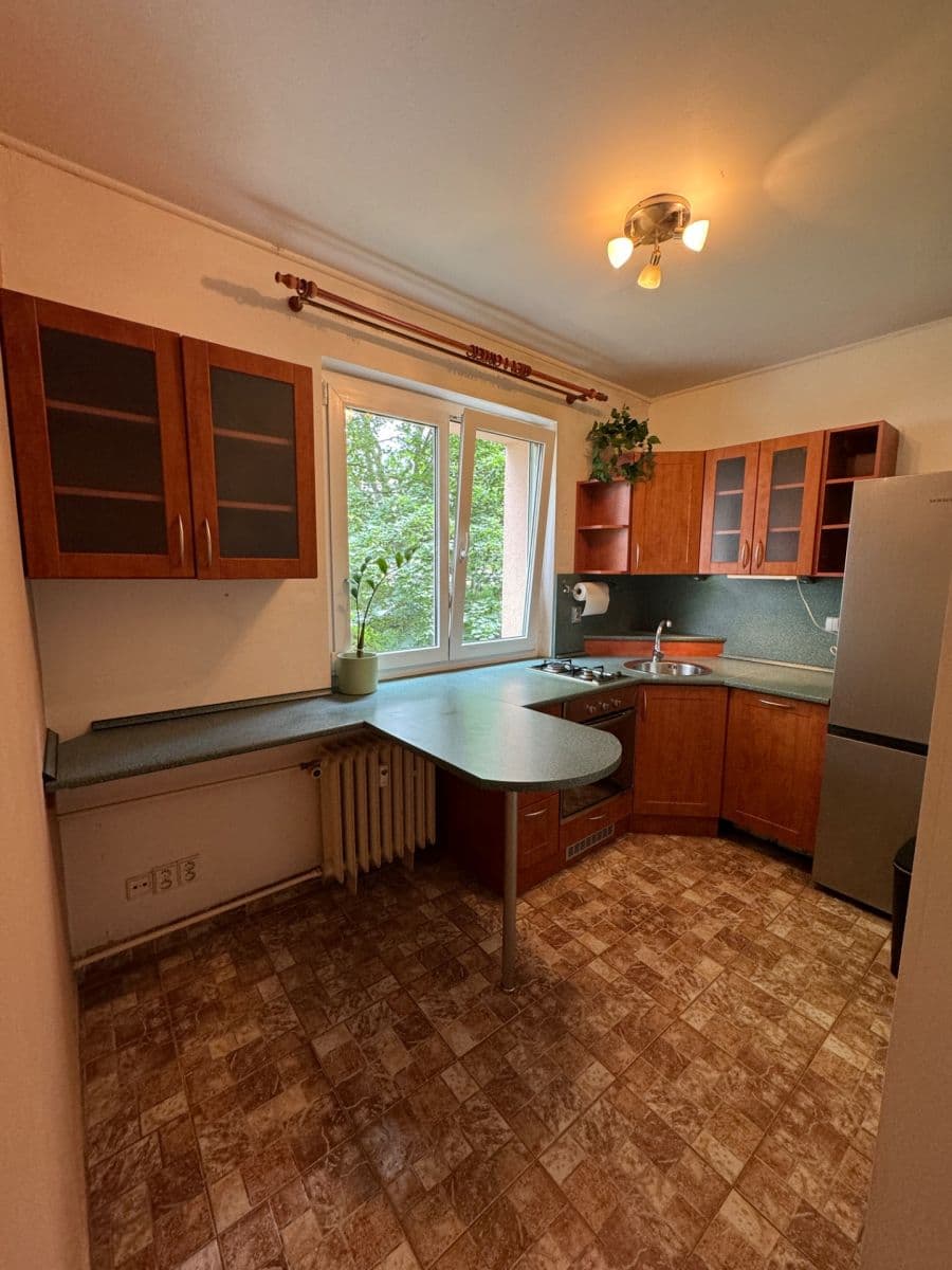 Pronájem bytu 2+1 51 m², Sněženková, Praha, Praha Pronájem bytu 2+1 51 m², Sněženková, Praha, Praha