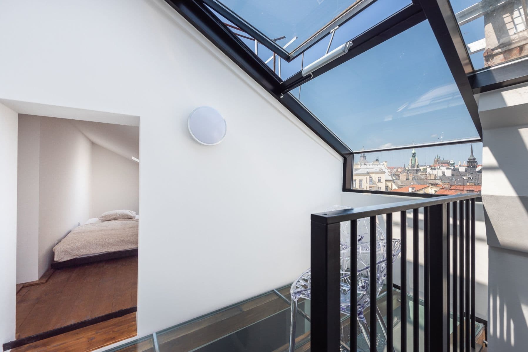 Pronájem bytu 50 m², Staroměstské náměstí, Praha, Praha Pronájem bytu 50 m², Staroměstské náměstí, Praha, Praha