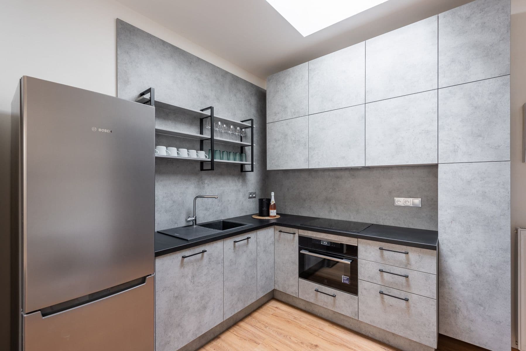 Pronájem bytu 50 m², Staroměstské náměstí, Praha, Praha Pronájem bytu 50 m², Staroměstské náměstí, Praha, Praha