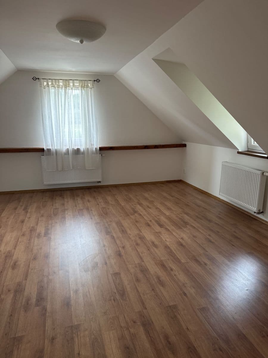 Pronájem bytu 2+kk 89 m², Povltavská, Klecany, Středočeský kraj Pronájem bytu 2+kk 89 m², Povltavská, Klecany, Středočeský kraj