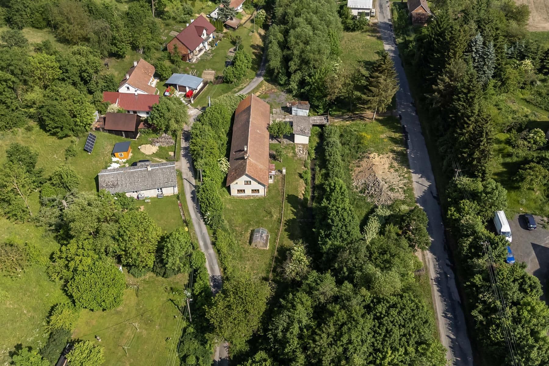 Prodej domu 322 m², pozemek 1.590 m², Chyjice, Královéhradecký kraj Prodej domu 322 m², pozemek 1.590 m², Chyjice, Královéhradecký kraj