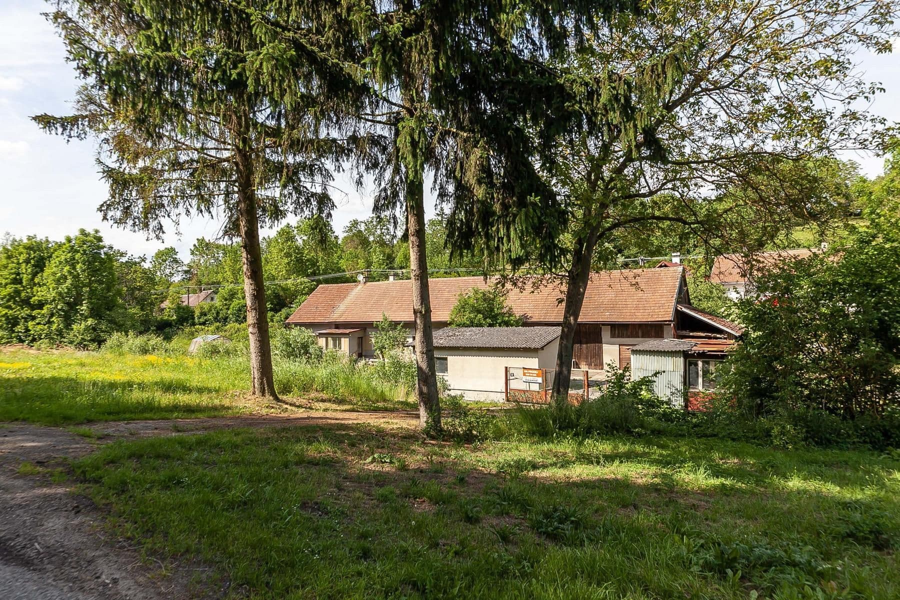 Prodej domu 322 m², pozemek 1.590 m², Chyjice, Královéhradecký kraj Prodej domu 322 m², pozemek 1.590 m², Chyjice, Královéhradecký kraj