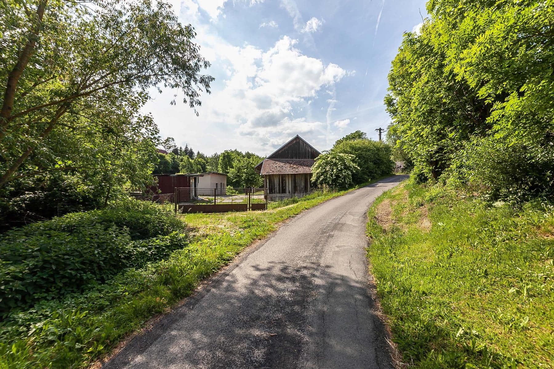 Prodej domu 322 m², pozemek 1.590 m², Chyjice, Královéhradecký kraj Prodej domu 322 m², pozemek 1.590 m², Chyjice, Královéhradecký kraj