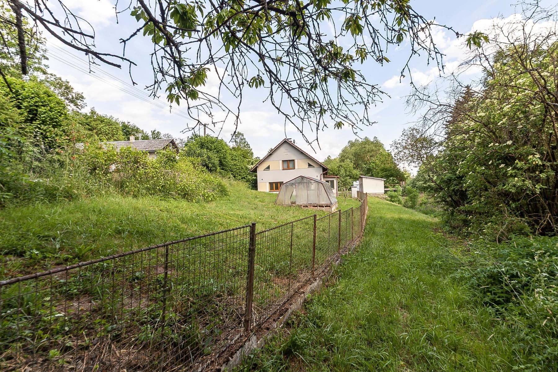 Prodej domu 322 m², pozemek 1.590 m², Chyjice, Královéhradecký kraj Prodej domu 322 m², pozemek 1.590 m², Chyjice, Královéhradecký kraj