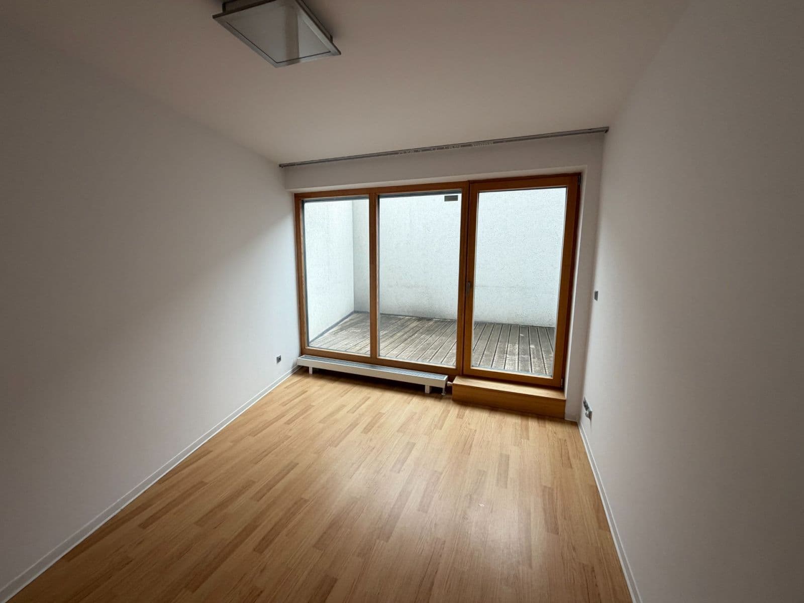 Pronájem bytu 2+kk 42 m², Měšická, Praha, Praha Pronájem bytu 2+kk 42 m², Měšická, Praha, Praha