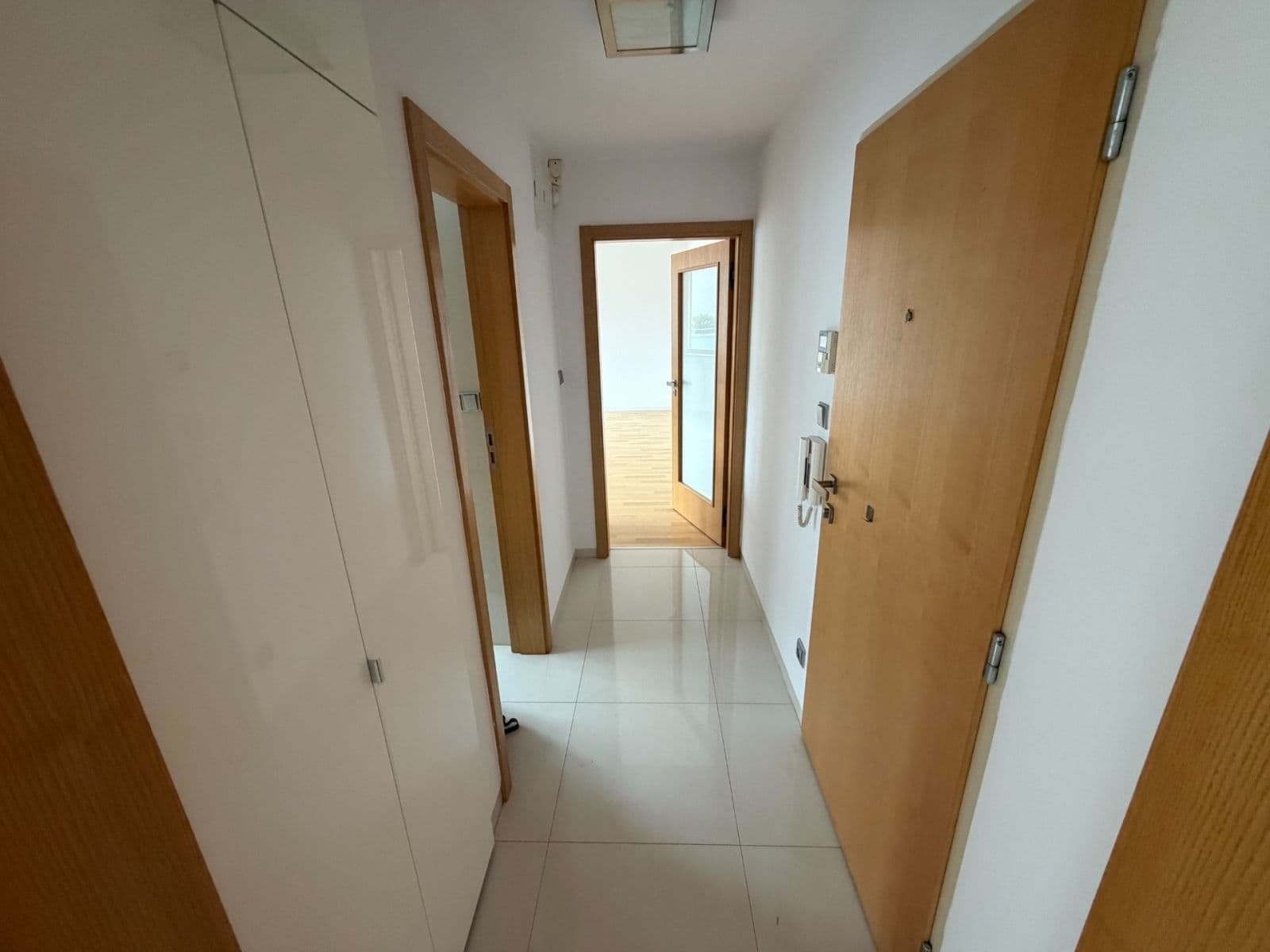 Pronájem bytu 2+kk 42 m², Měšická, Praha, Praha Pronájem bytu 2+kk 42 m², Měšická, Praha, Praha