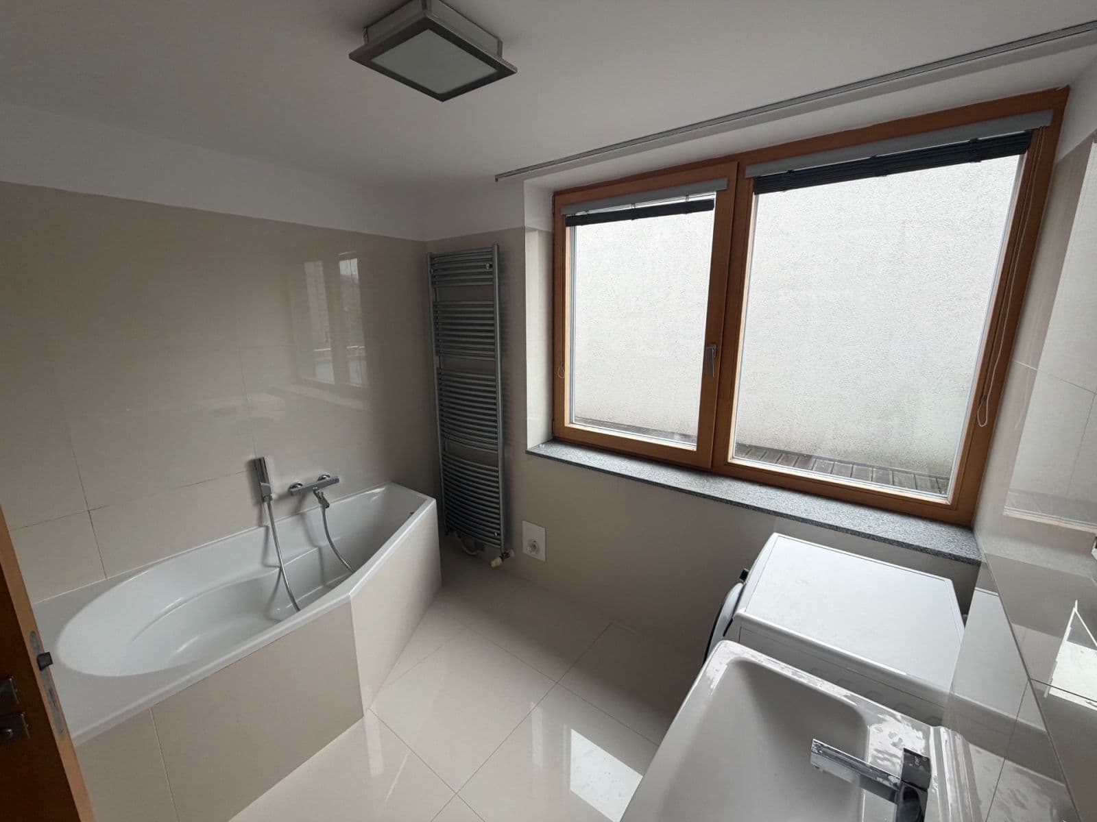 Pronájem bytu 2+kk 42 m², Měšická, Praha, Praha Pronájem bytu 2+kk 42 m², Měšická, Praha, Praha