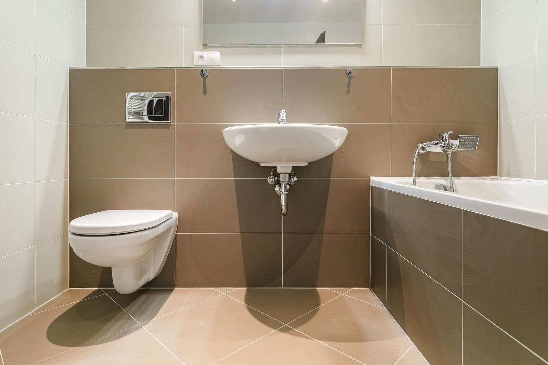 Prodej bytu 2+kk 65 m², Hlučkova, Praha, Praha Prodej bytu 2+kk 65 m², Hlučkova, Praha, Praha