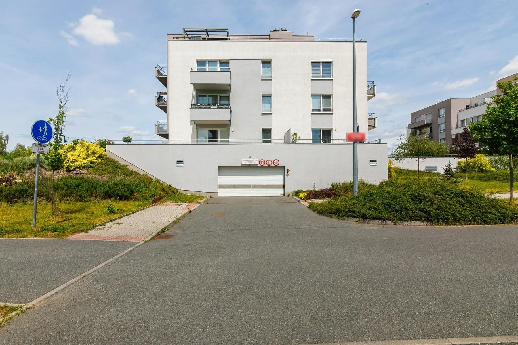 Prodej bytu 2+kk 65 m², Hlučkova, Praha, Praha Prodej bytu 2+kk 65 m², Hlučkova, Praha, Praha