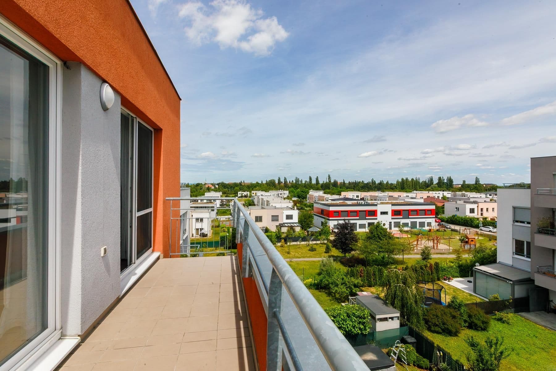 Prodej bytu 2+kk 65 m², Hlučkova, Praha, Praha Prodej bytu 2+kk 65 m², Hlučkova, Praha, Praha